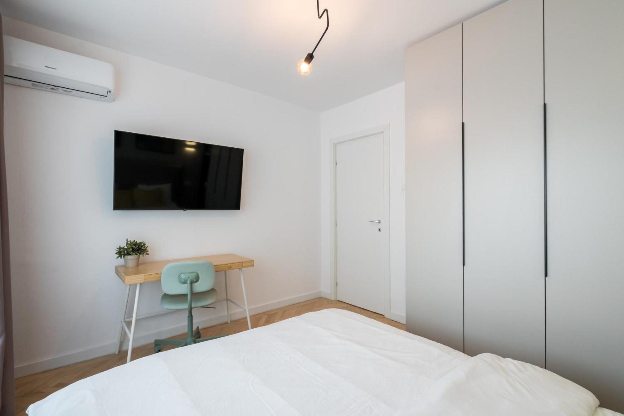 Majestic Downtown Apartment Bucharest Exterior photo